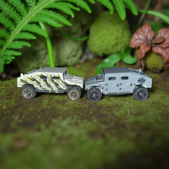Hot Wheels Humvee Gray HW First Response Series Jungle Vehicles SUV 1:64 Scale - Picture 1 of 7